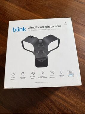 NWT Blink Wired Floodlight Camera - Black